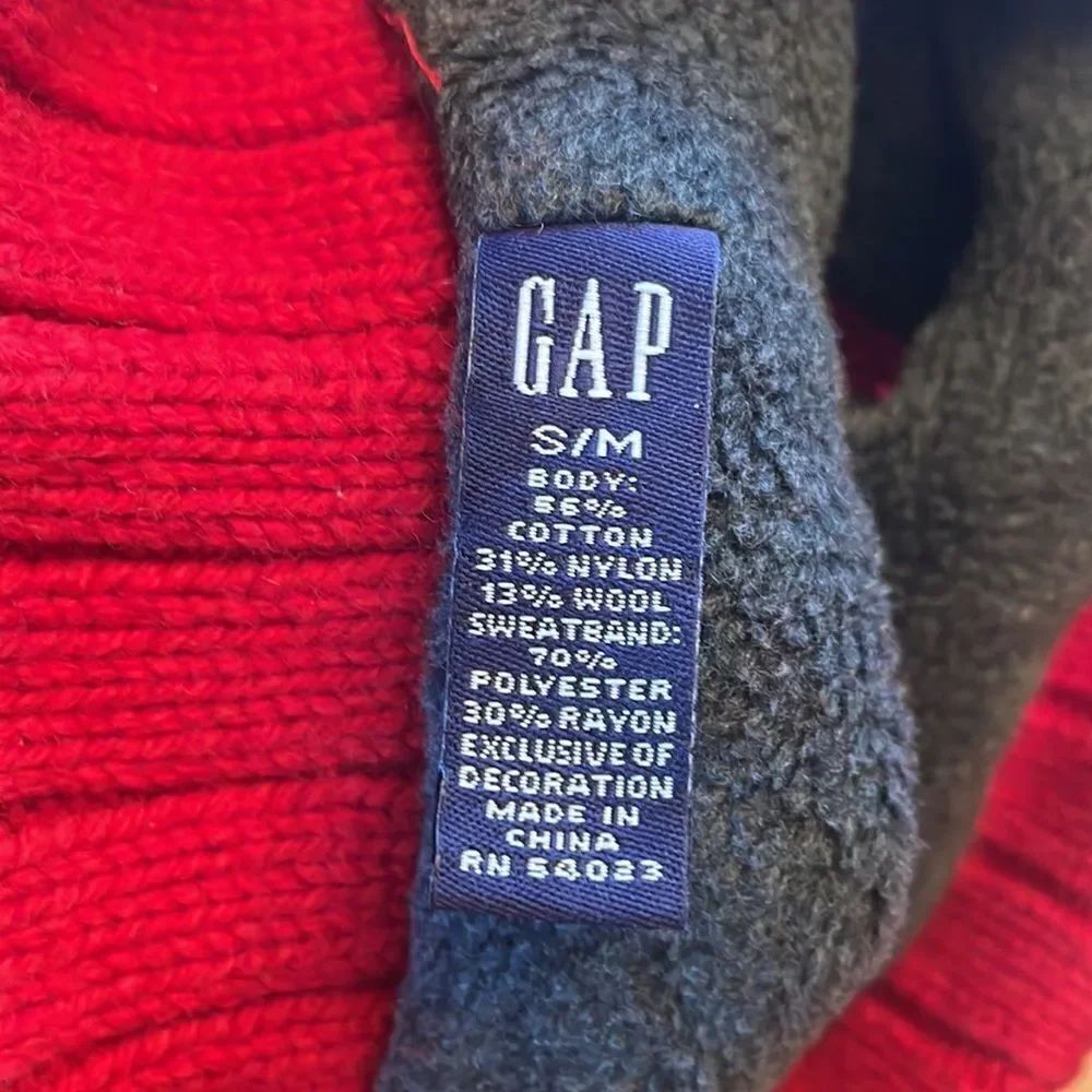 Gap Stocking Cap -S/M - Picture 5 of 6